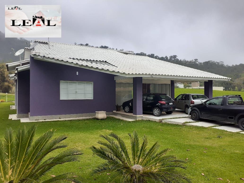 Casa, 3 quartos, 317 m² - Foto 1