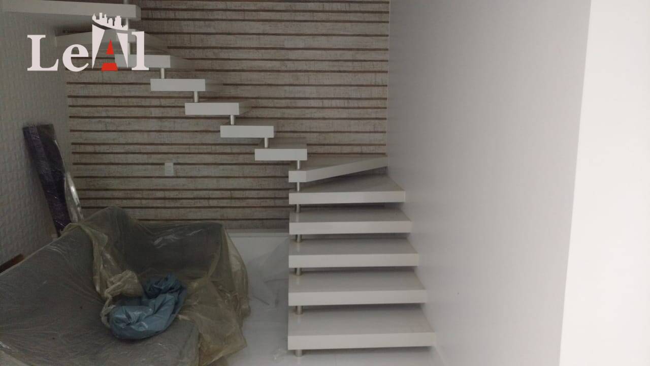 Casa à venda com 3 quartos, 302m² - Foto 21