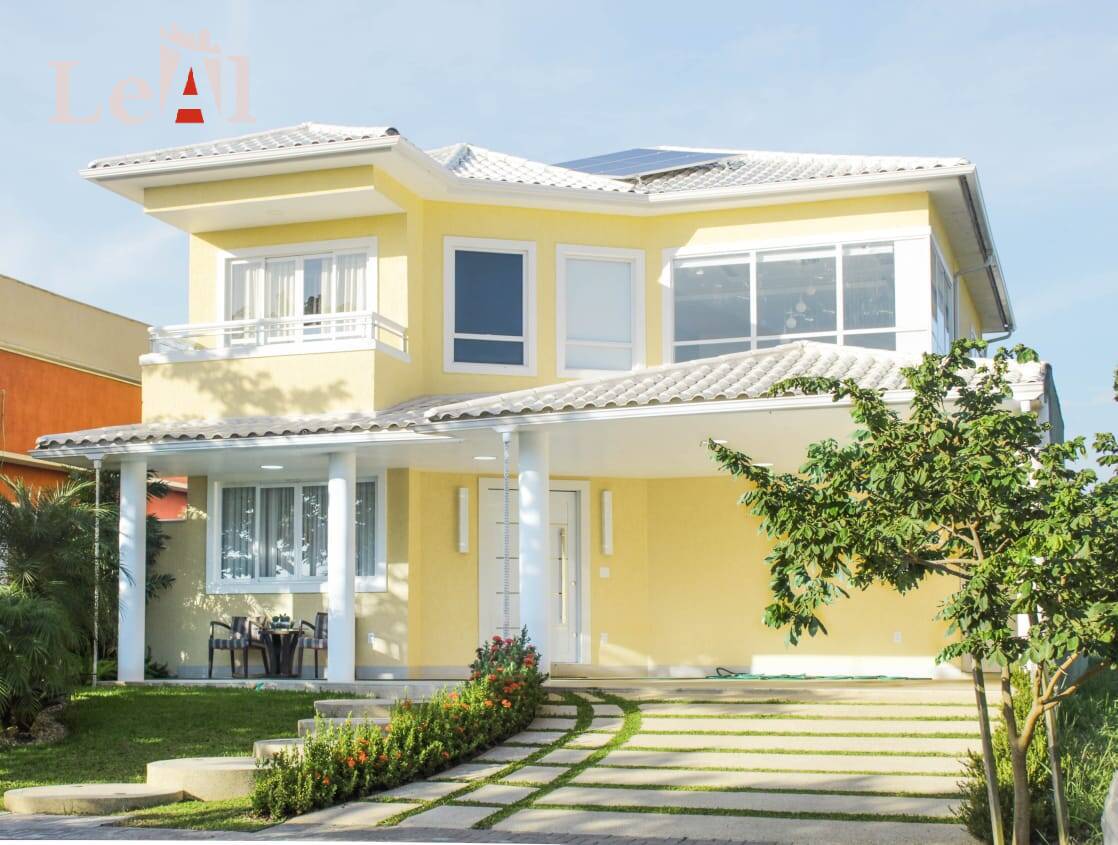 Casa à venda com 3 quartos, 302m² - Foto 1