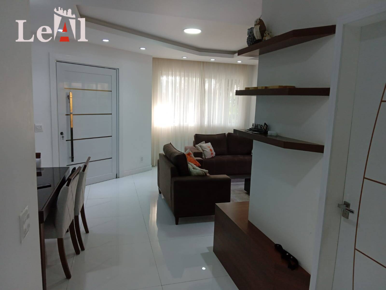 Casa à venda com 3 quartos, 302m² - Foto 25