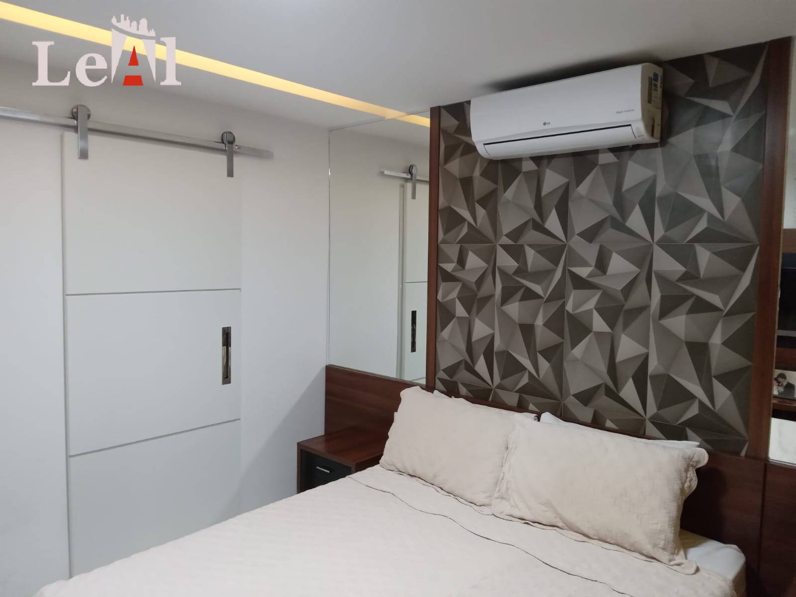 Casa à venda com 3 quartos, 302m² - Foto 45