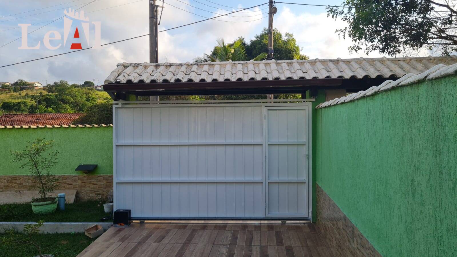 Casa à venda com 3 quartos, 360m² - Foto 2