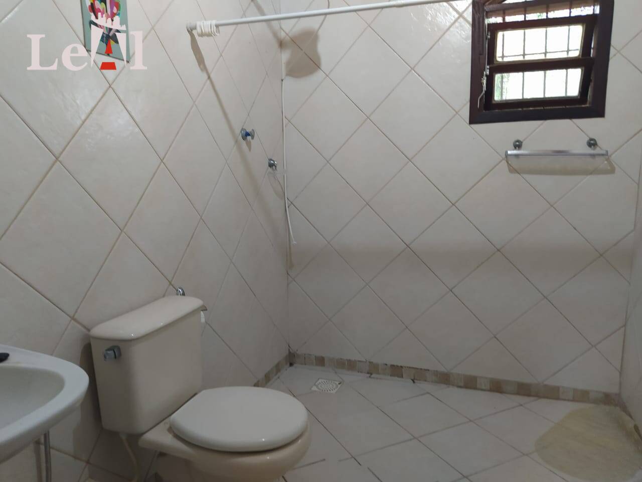 Casa à venda com 2 quartos, 200m² - Foto 6