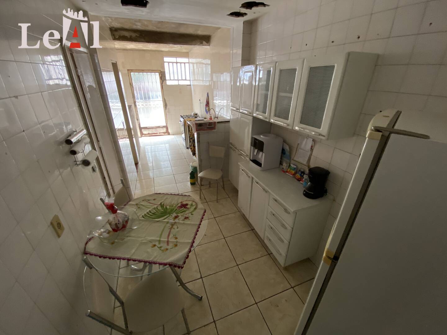 Casa à venda e aluguel com 2 quartos, 125m² - Foto 2