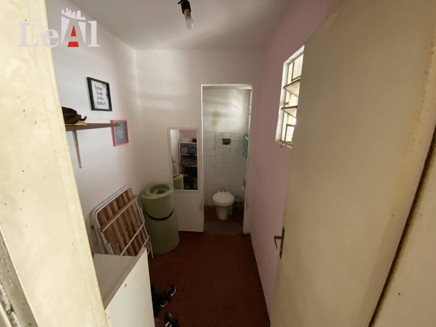 Casa à venda e aluguel com 2 quartos, 125m² - Foto 11