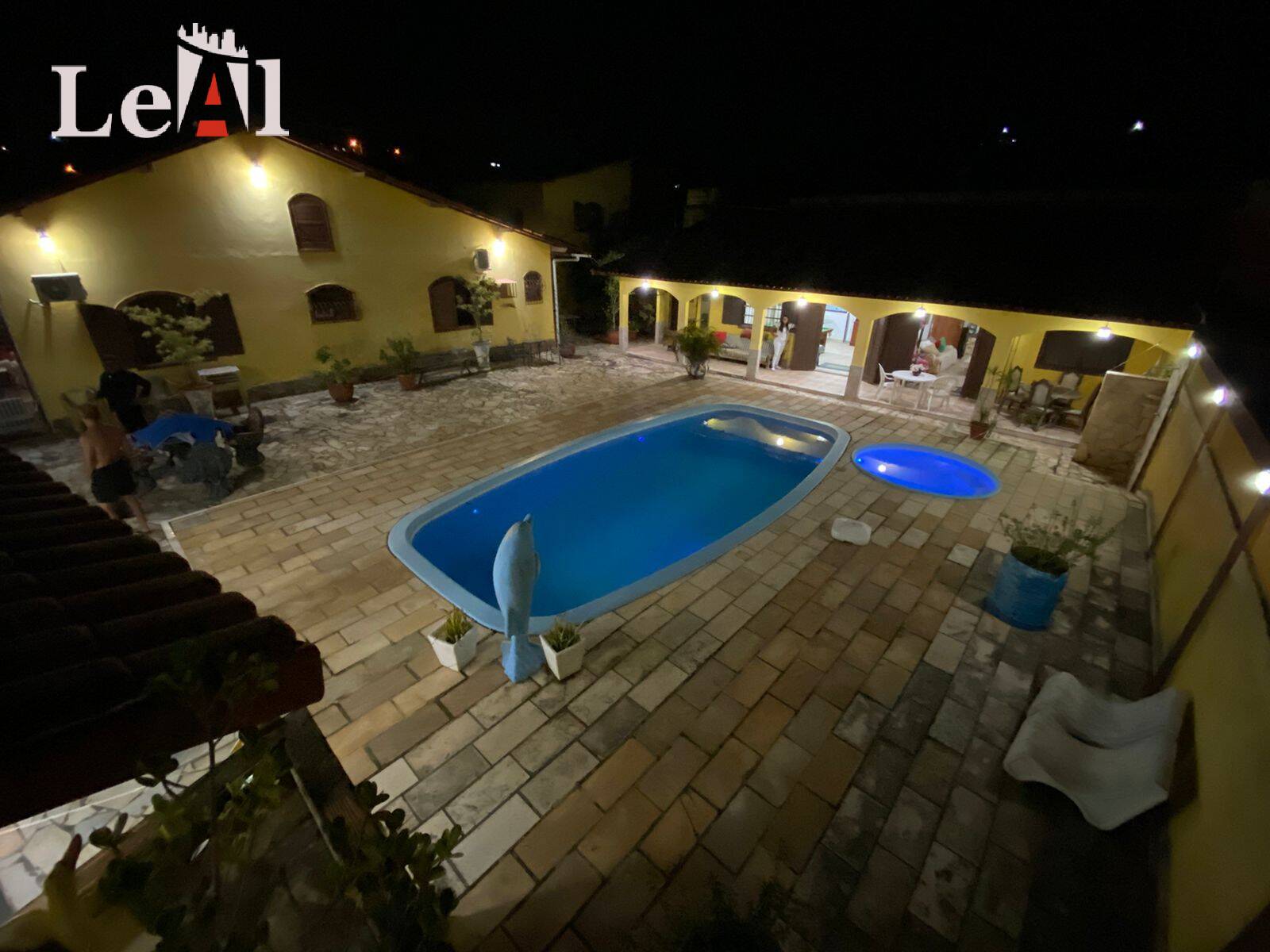 Casa, 7 quartos, 3002 m² - Foto 1