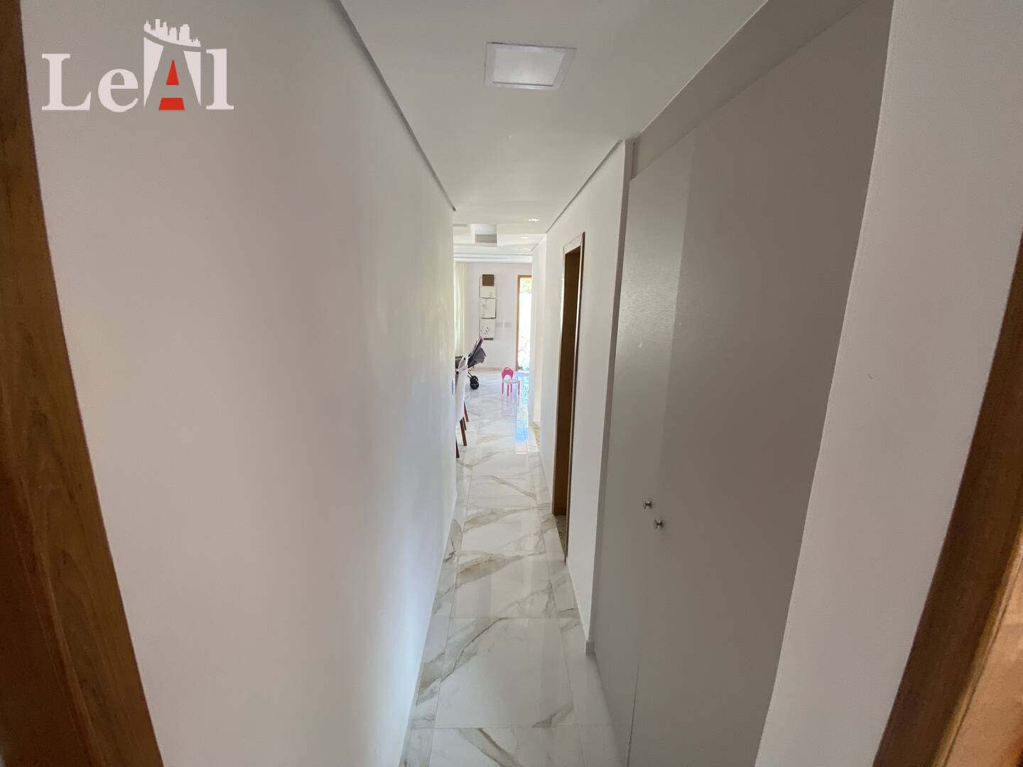 Casa, 3 quartos, 240 m² - Foto 4