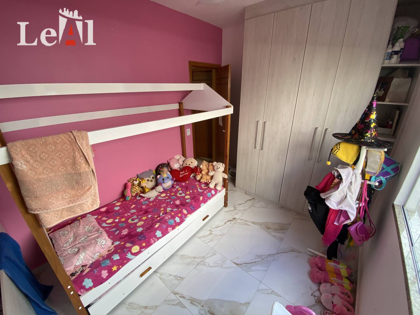 Casa, 3 quartos, 240 m² - Foto 10