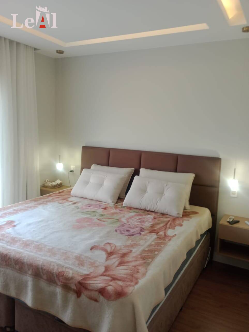 Casa à venda com 4 quartos, 200m² - Foto 17