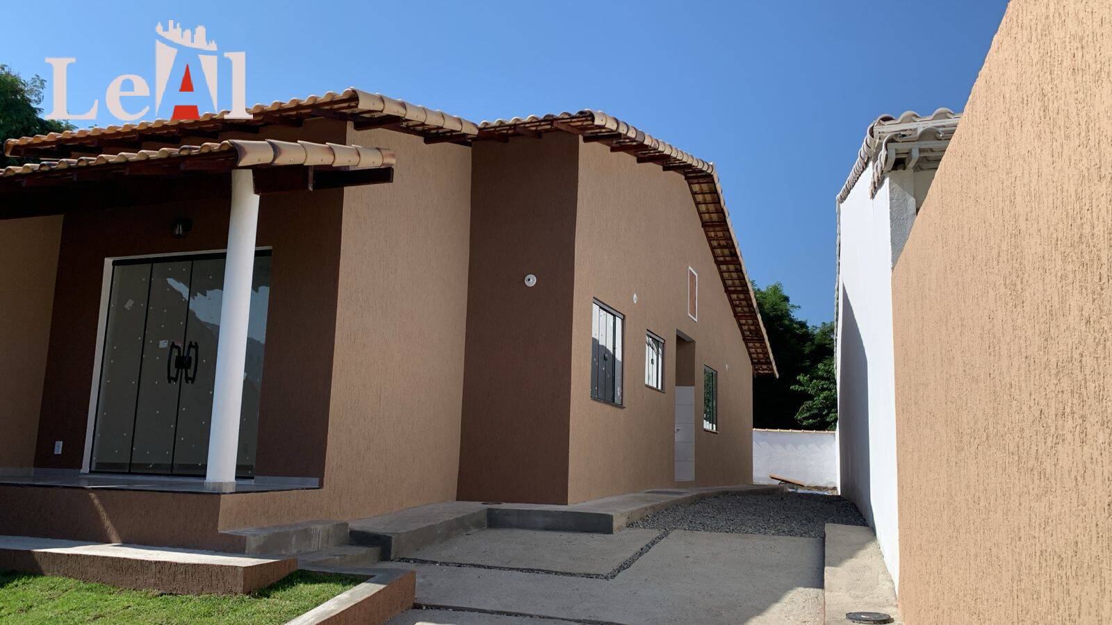 Casa à venda com 2 quartos, 225m² - Foto 3