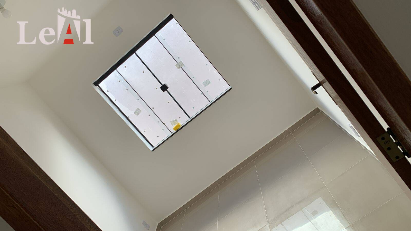 Casa à venda com 2 quartos, 225m² - Foto 13