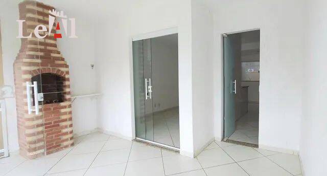 Apartamento à venda com 2 quartos, 60m² - Foto 4