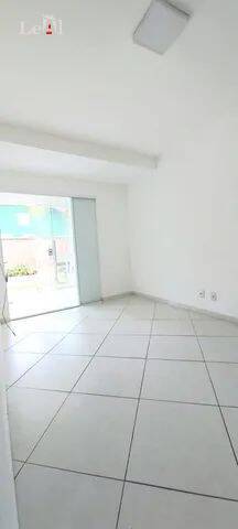 Apartamento à venda com 2 quartos, 60m² - Foto 7