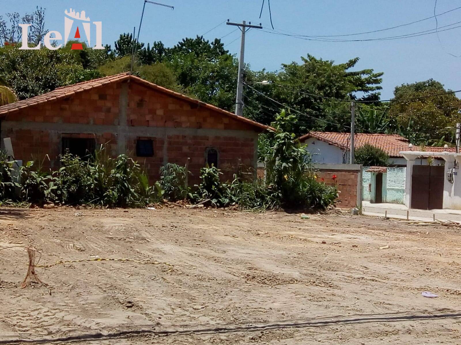 Terreno à venda, 400m² - Foto 1