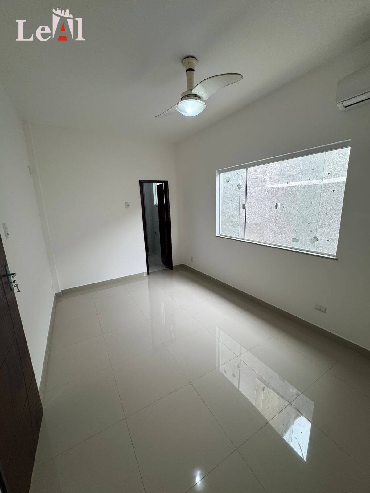 Casa, 2 quartos, 180 m² - Foto 11
