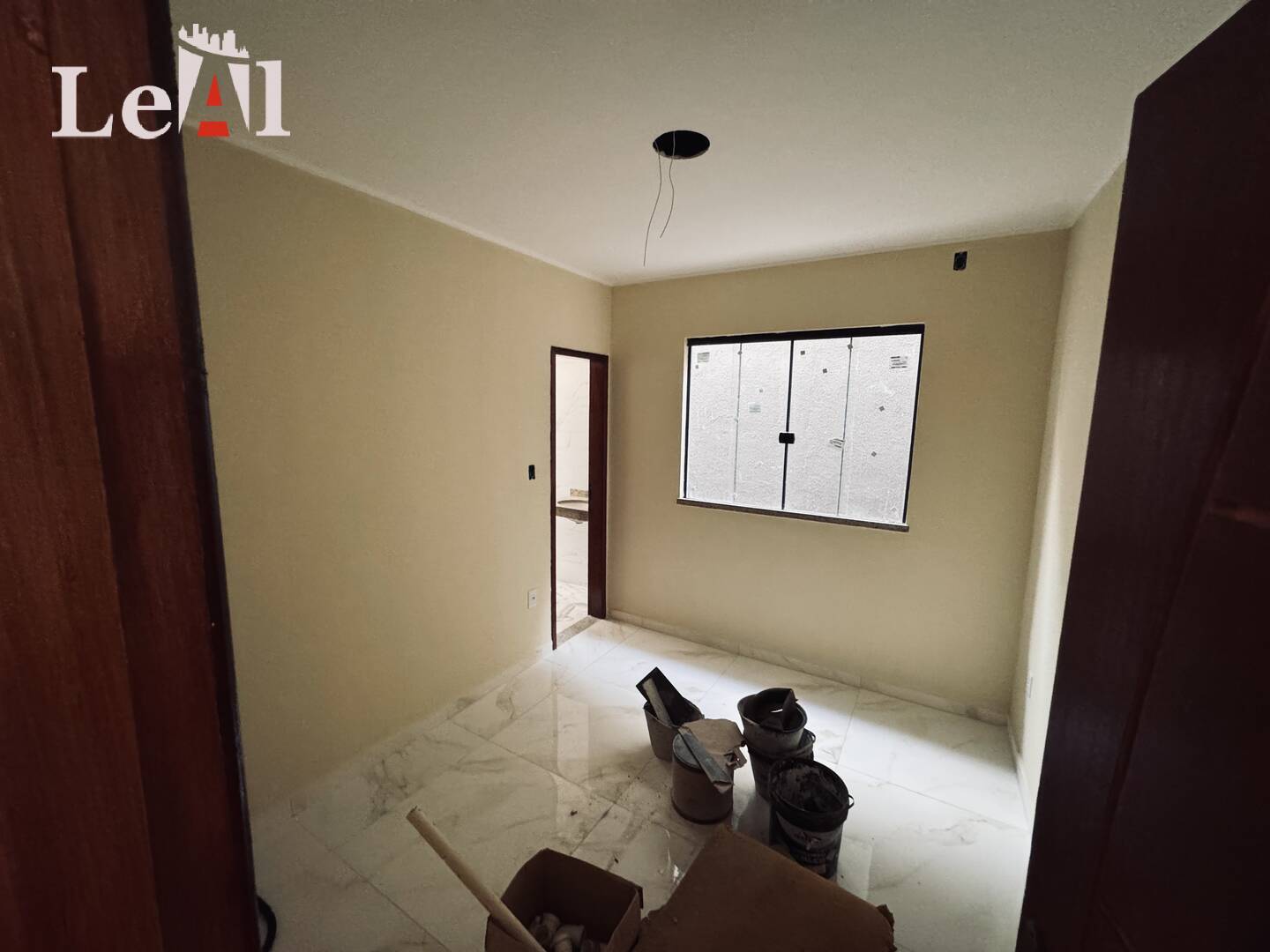 Casa à venda com 2 quartos, 226m² - Foto 9