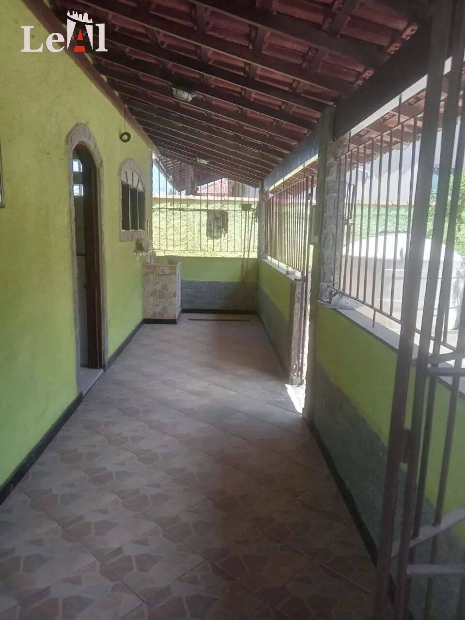 Casa à venda com 3 quartos, 190m² - Foto 4
