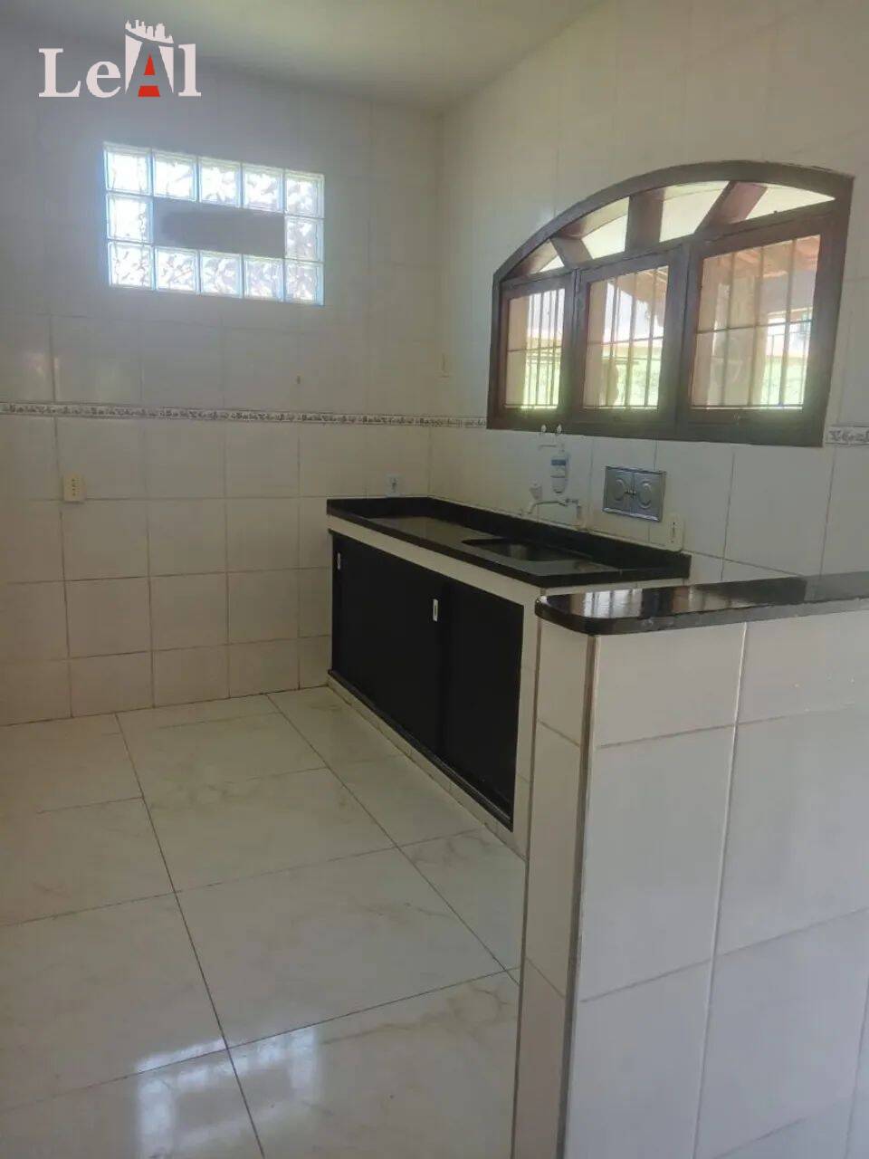 Casa à venda com 3 quartos, 190m² - Foto 5