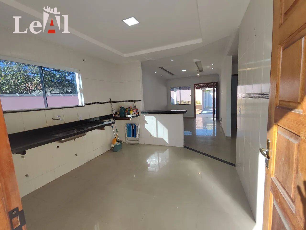 Casa à venda com 3 quartos, 480m² - Foto 13