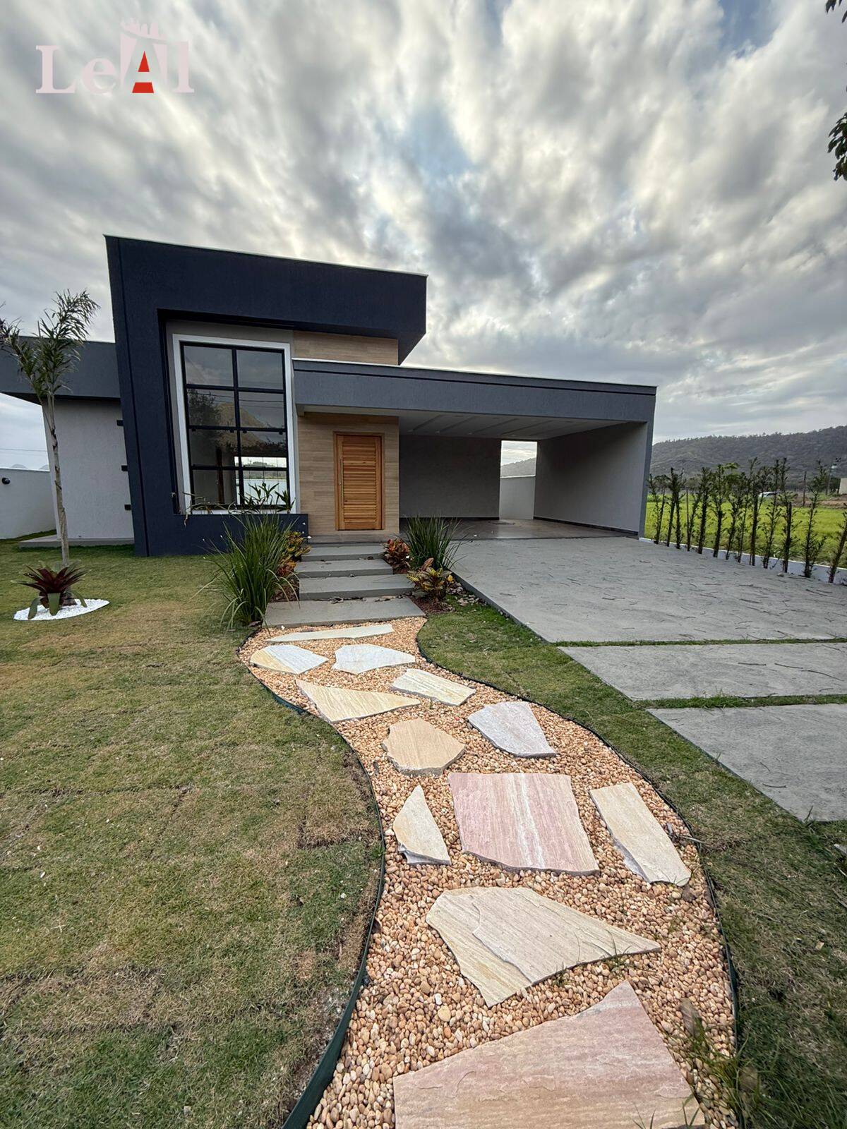 Casa, 3 quartos, 151 m² - Foto 1