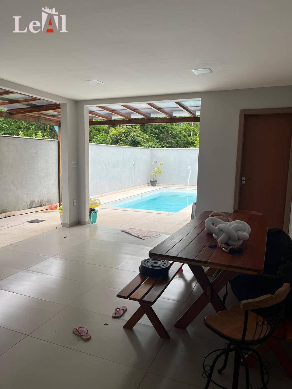 Casa, 3 quartos, 168 m² - Foto 2