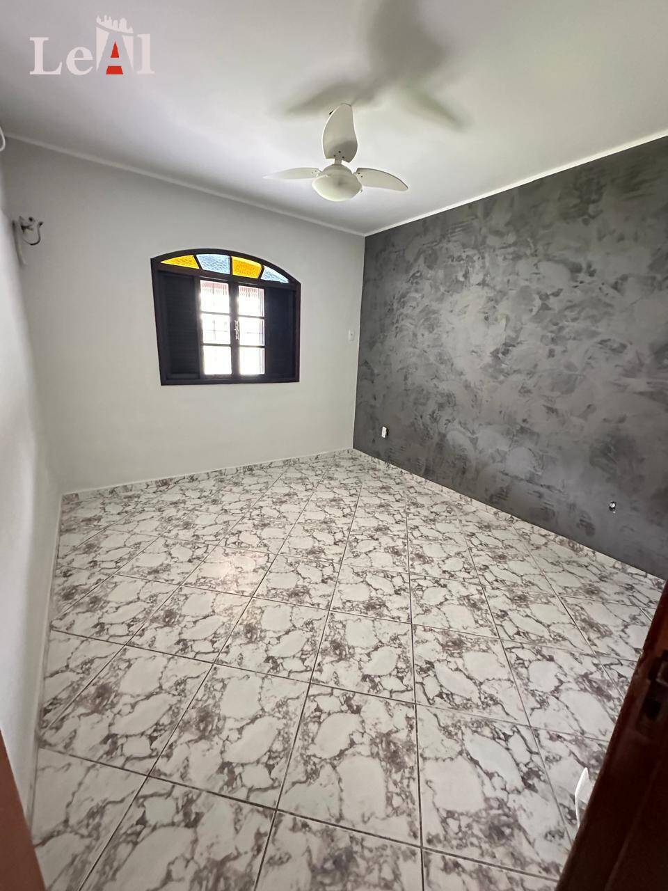 Casa, 2 quartos, 395 m² - Foto 2