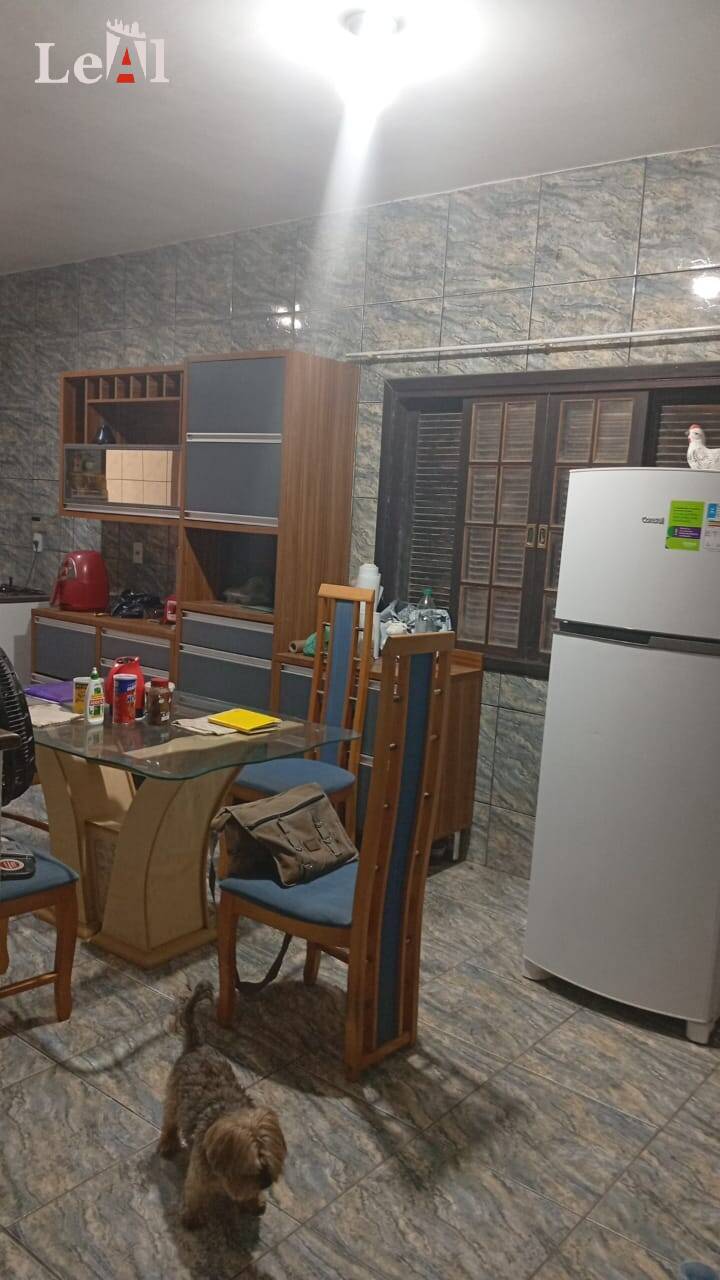 Casa, 2 quartos, 233 m² - Foto 17